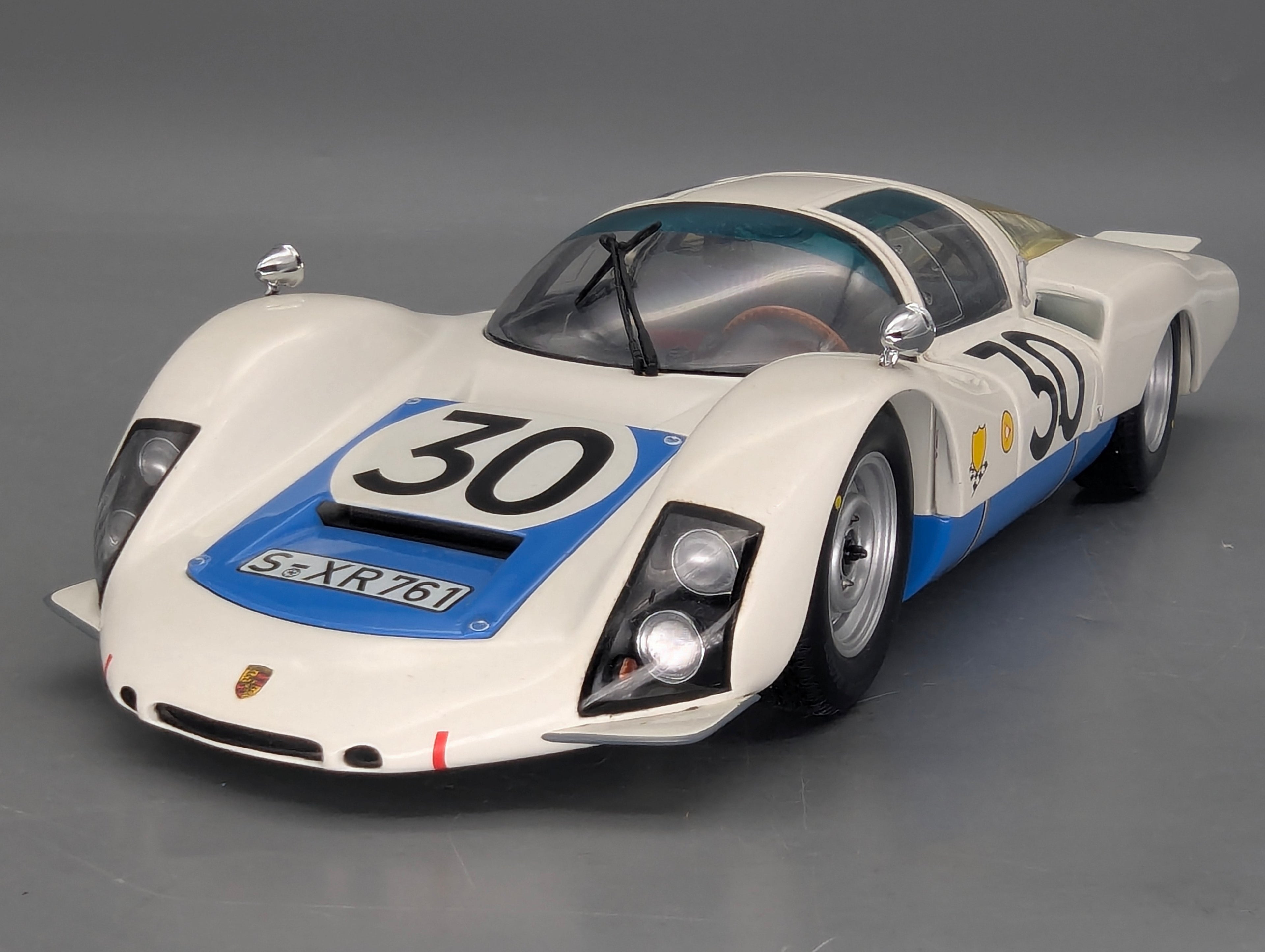 Modellautos 1:18 Minichamps Porsche 906LE 24h Le Mans 1966 #30 mit OVP