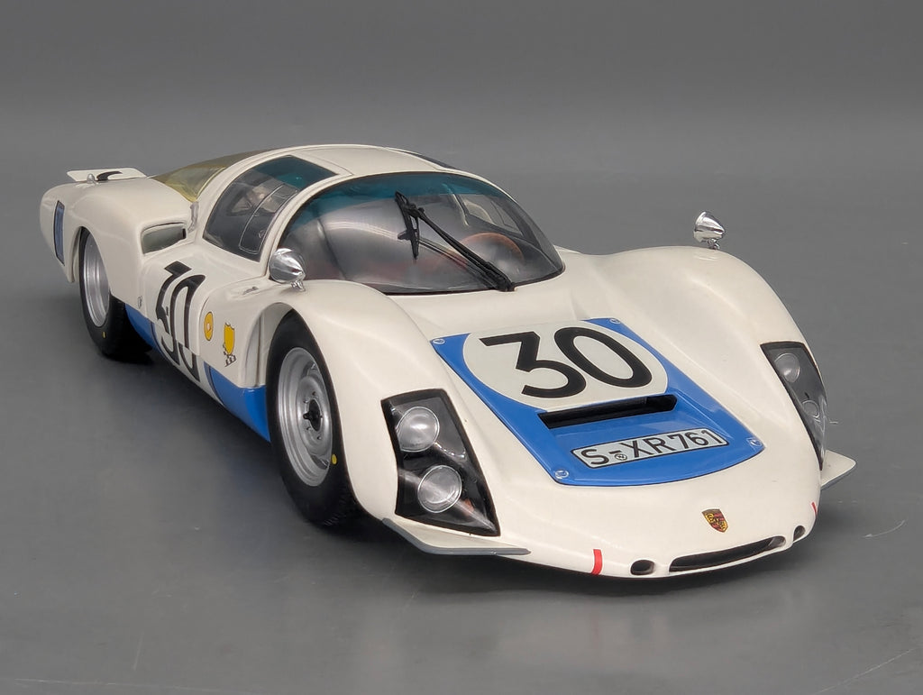 Modellautos 1:18 Minichamps Porsche 906LE 24h Le Mans 1966 #30 mit OVP
