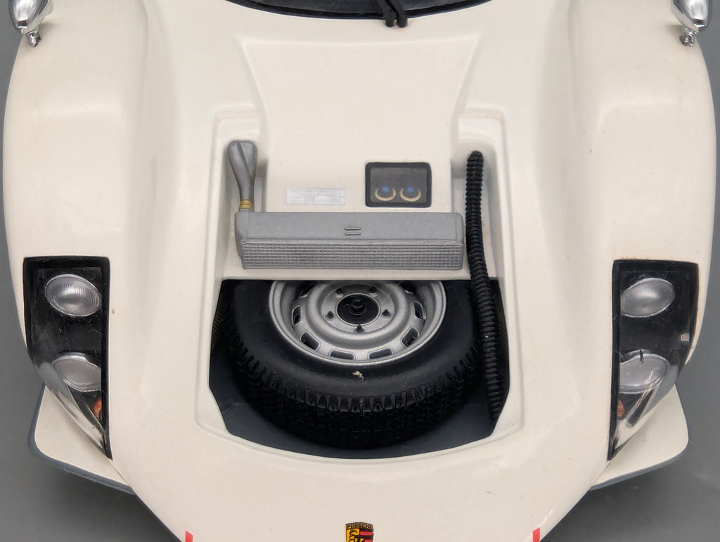Modellautos 1:18 Minichamps Porsche 906LE 24h Le Mans 1966 #30 mit OVP