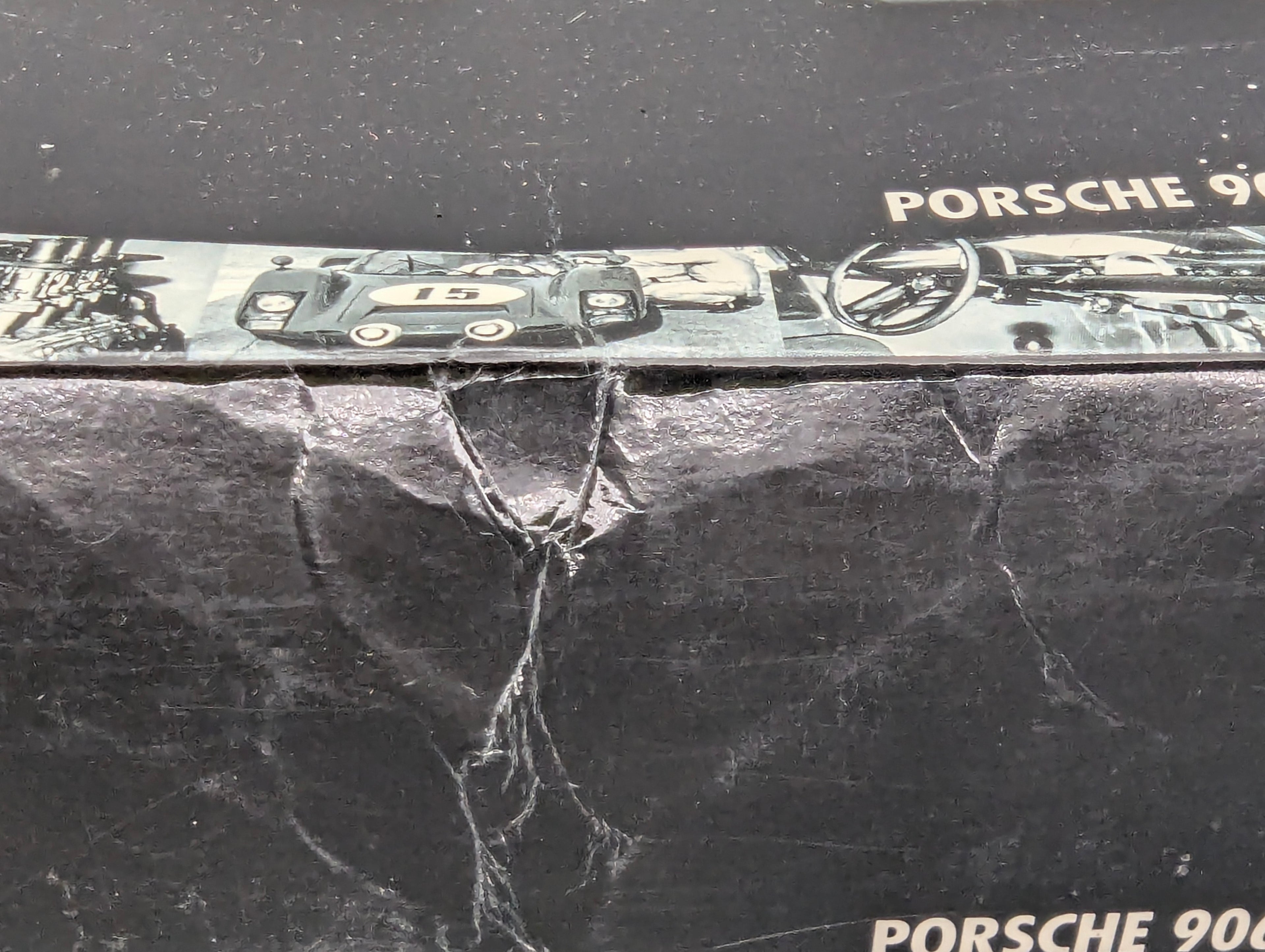 Modellautos 1:18 Minichamps Porsche 906LE 24h Le Mans 1966 #30 mit OVP
