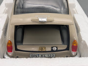 Modellautos 1:18 Minichamps Volkswagen VW 1600 L 1970 Creme mit OVP