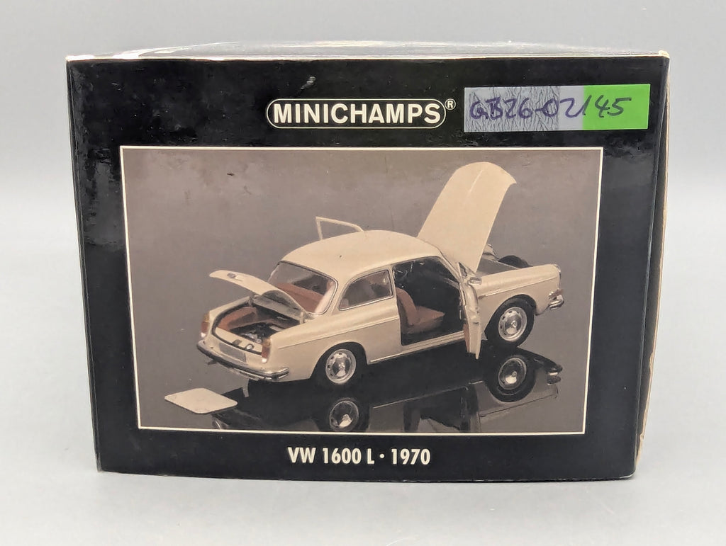 Modellautos 1:18 Minichamps Volkswagen VW 1600 L 1970 Creme mit OVP