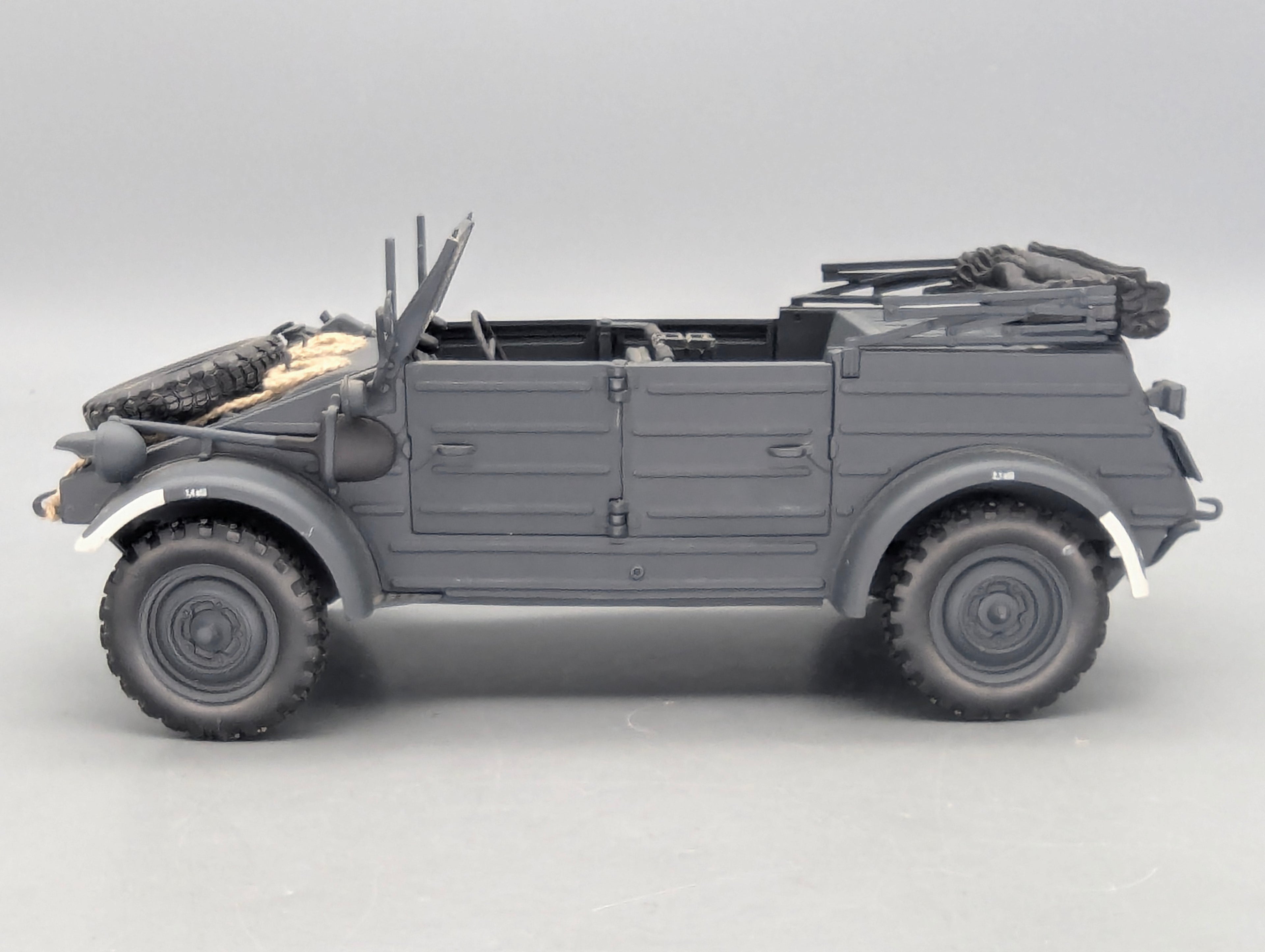 Modellautos 1:18 Minichamps Volkswagen VW Type 82 Kübelwagen 1941 mit OVP