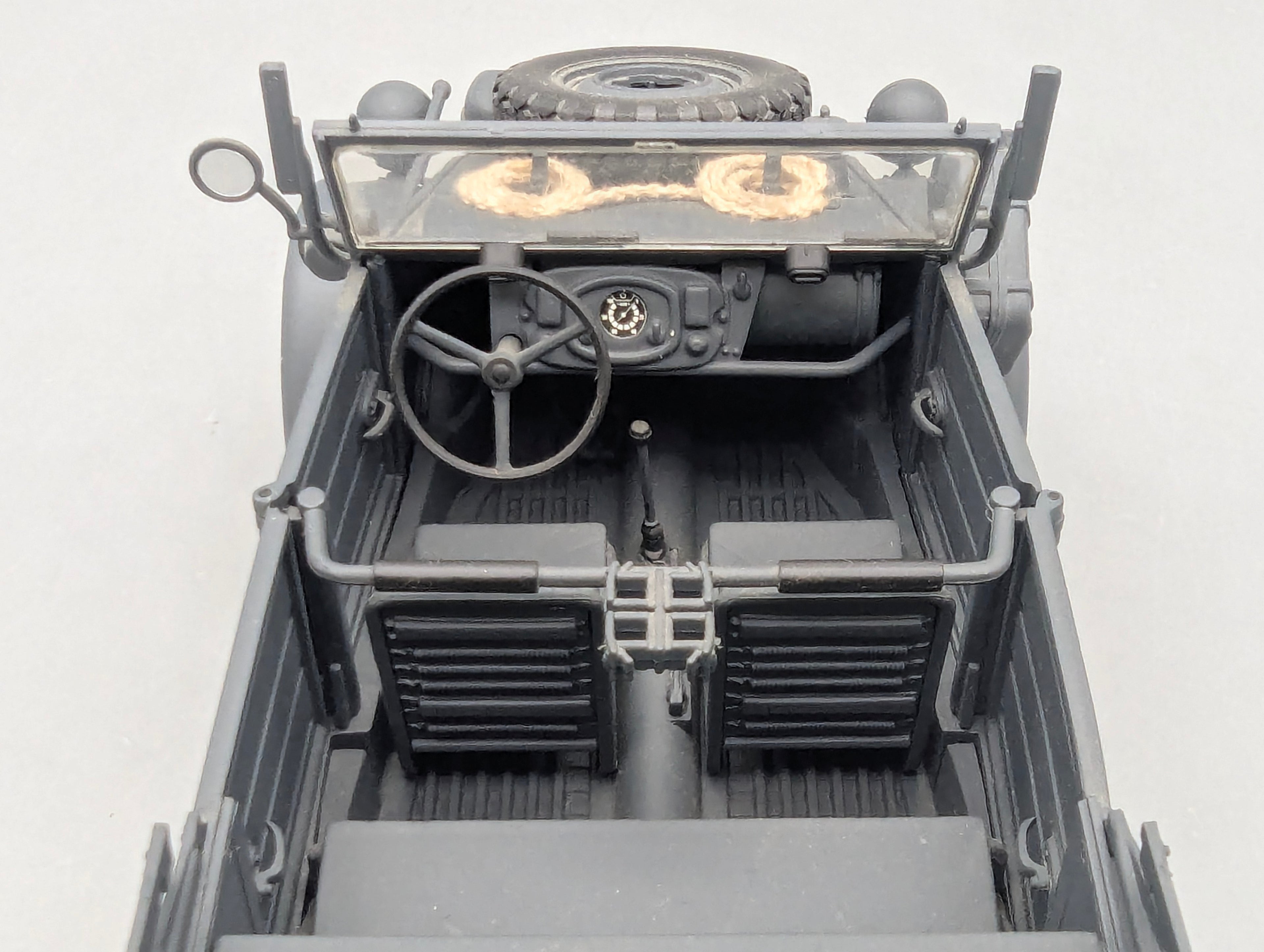 Modellautos 1:18 Minichamps Volkswagen VW Type 82 Kübelwagen 1941 mit OVP