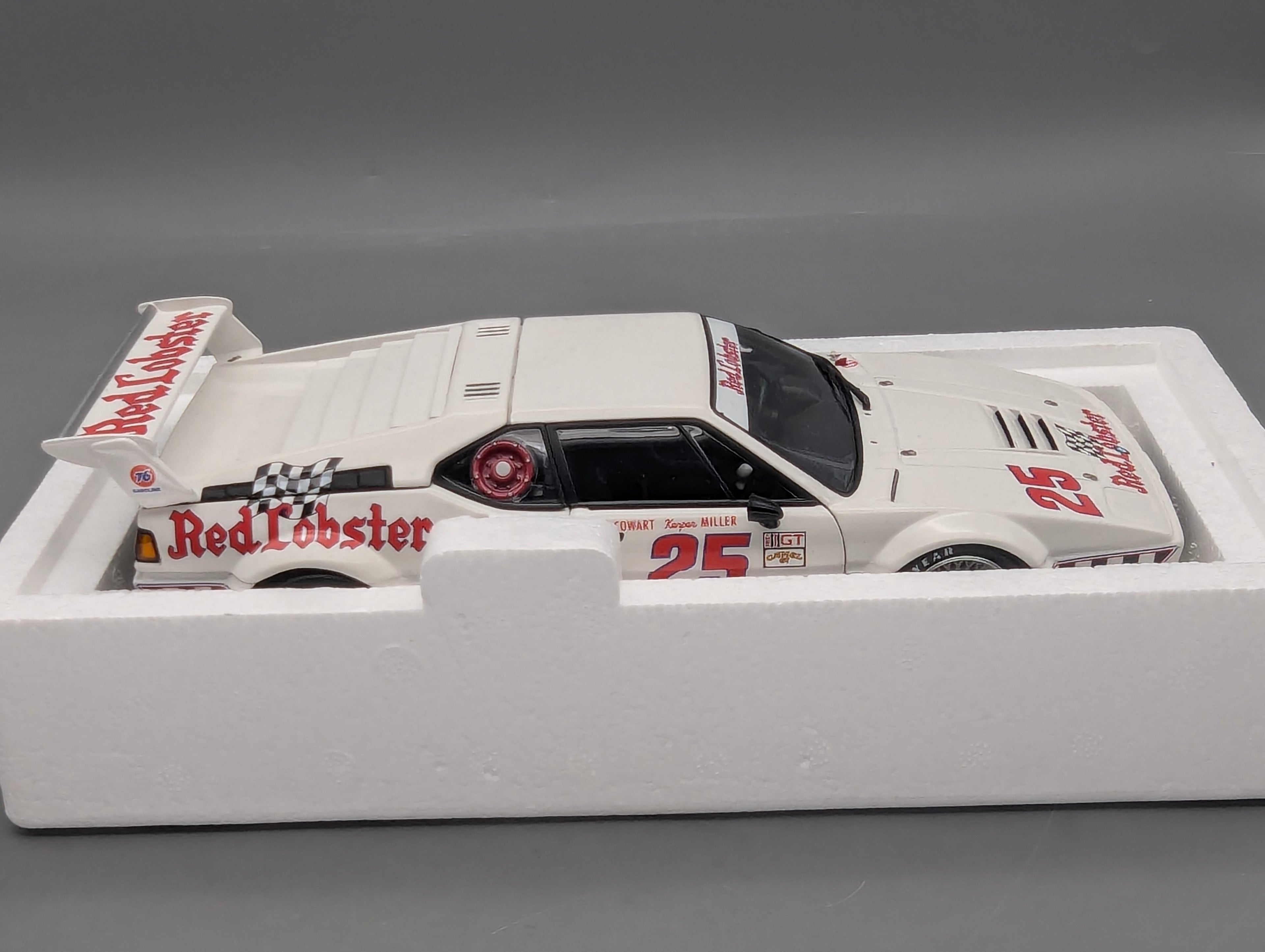 Model Cars 1:43 Minichamps Mercedes Benz SL65 AMG Black Series Silver with original packaging