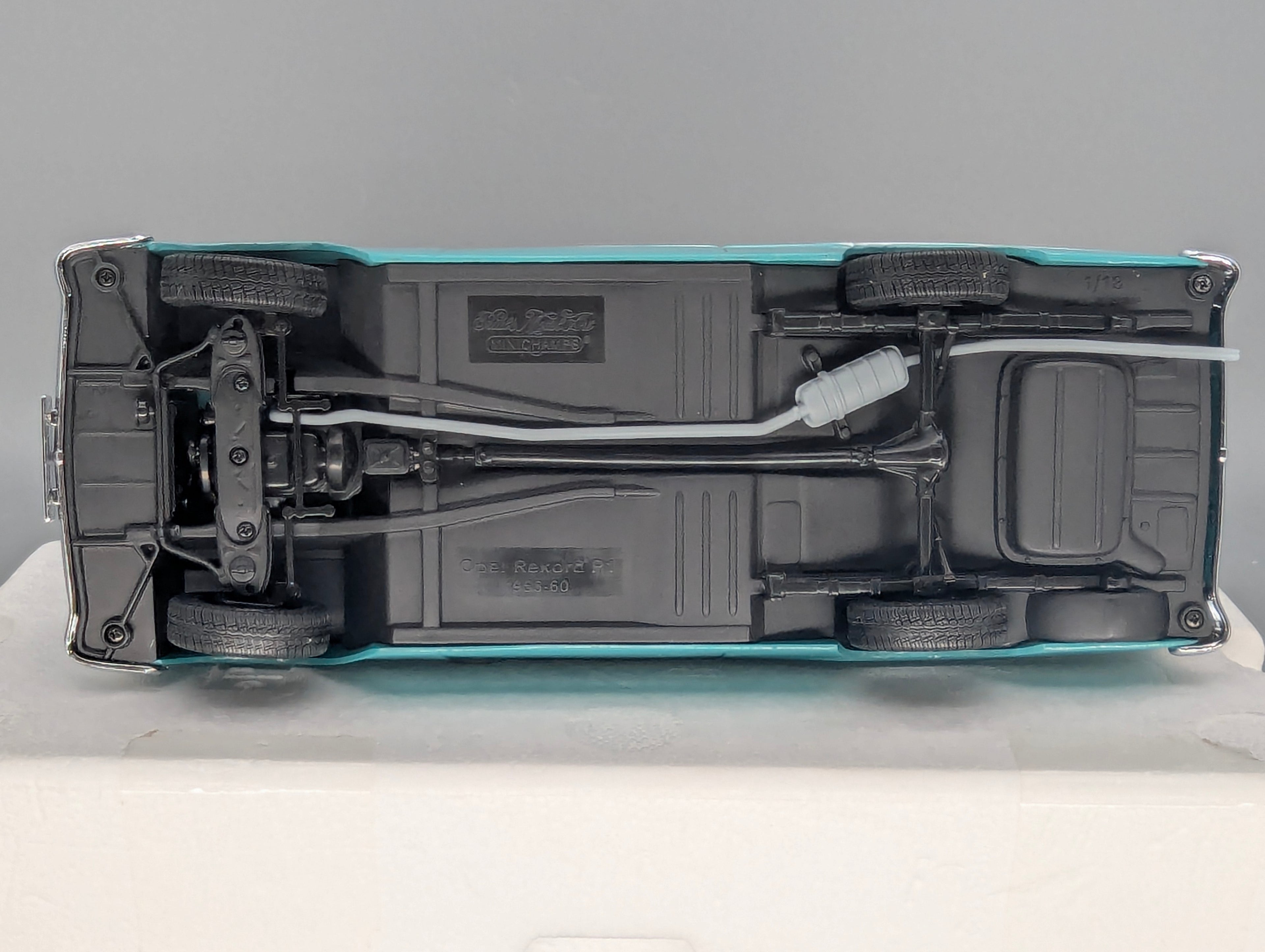 Model Cars 1:43 Minichamps Mercedes Benz SL65 AMG Black Series Silver with original packaging