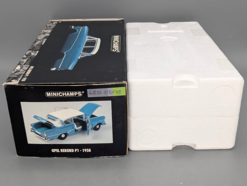 Model Cars 1:43 Minichamps Mercedes Benz SL65 AMG Black Series Silver with original packaging