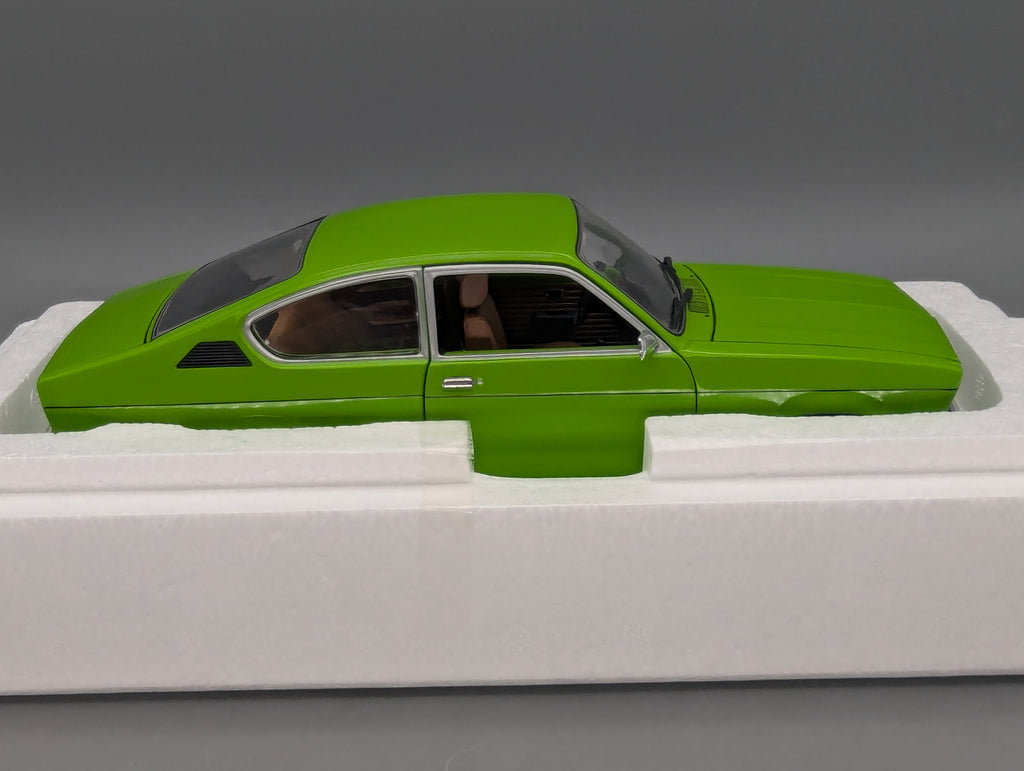 Modellautos 1:18 Minichamps Opel Kadett C Coupe 1976 Grün mit OVP