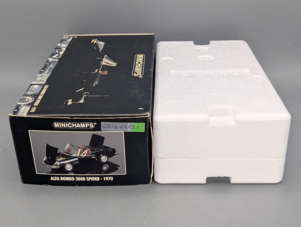Coches en miniatura 1:43 Minichamps Mercedes Benz SL65 AMG Black Series Plata con embalaje original