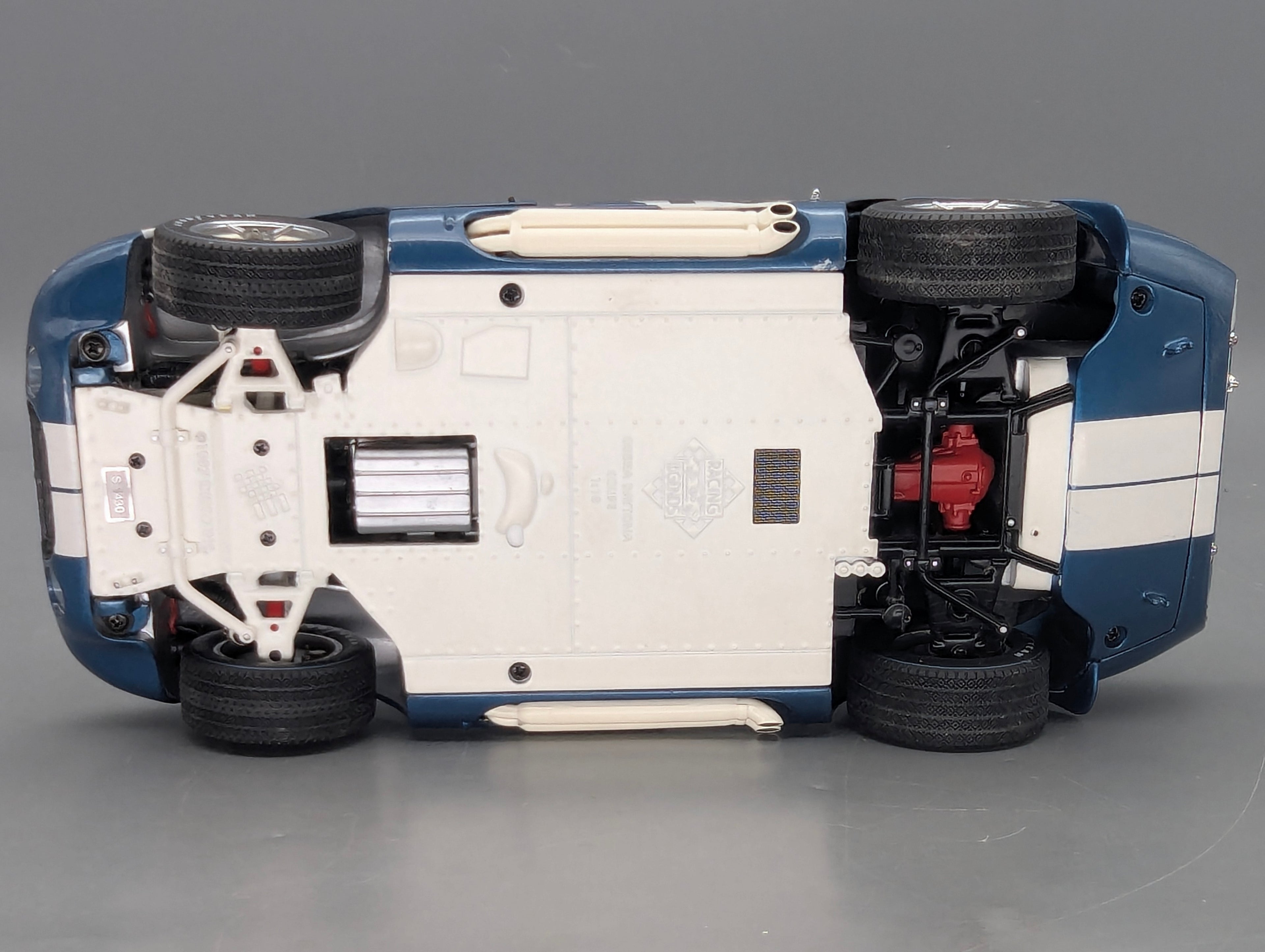 Coches en miniatura 1:43 Minichamps Mercedes Benz SL65 AMG Black Series Plata con embalaje original