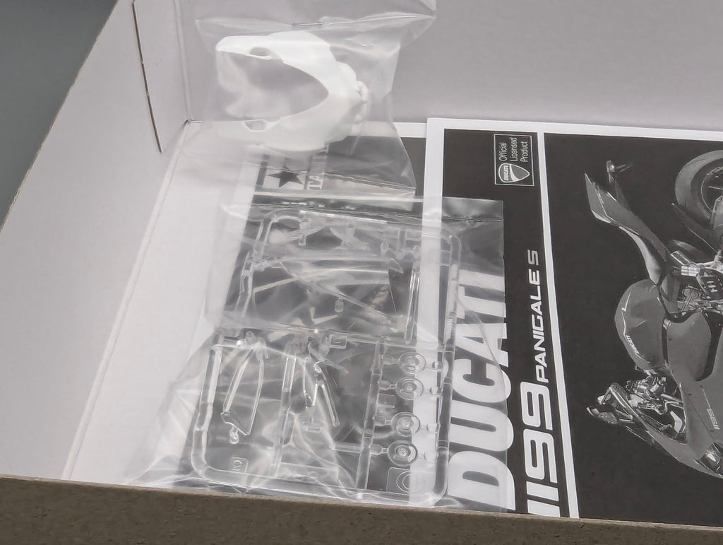 Motorrad Modell Bausatz 1:12 Tamiya Ducati 1199 Panigale S mit OVP