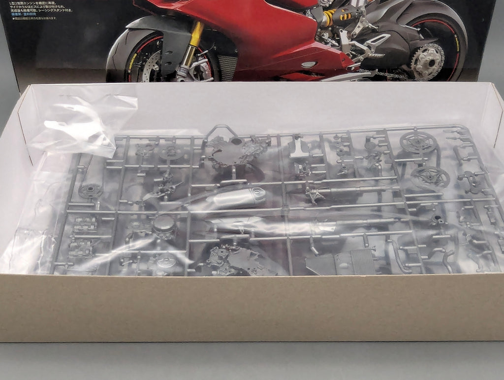 Motorrad Modell Bausatz 1:12 Tamiya Ducati 1199 Panigale S mit OVP