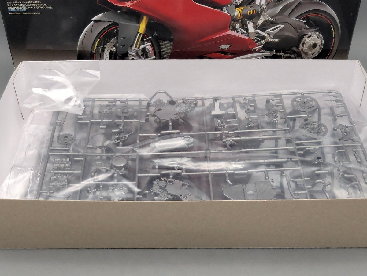 Motorrad Modell Bausatz 1:12 Tamiya Ducati 1199 Panigale S mit OVP
