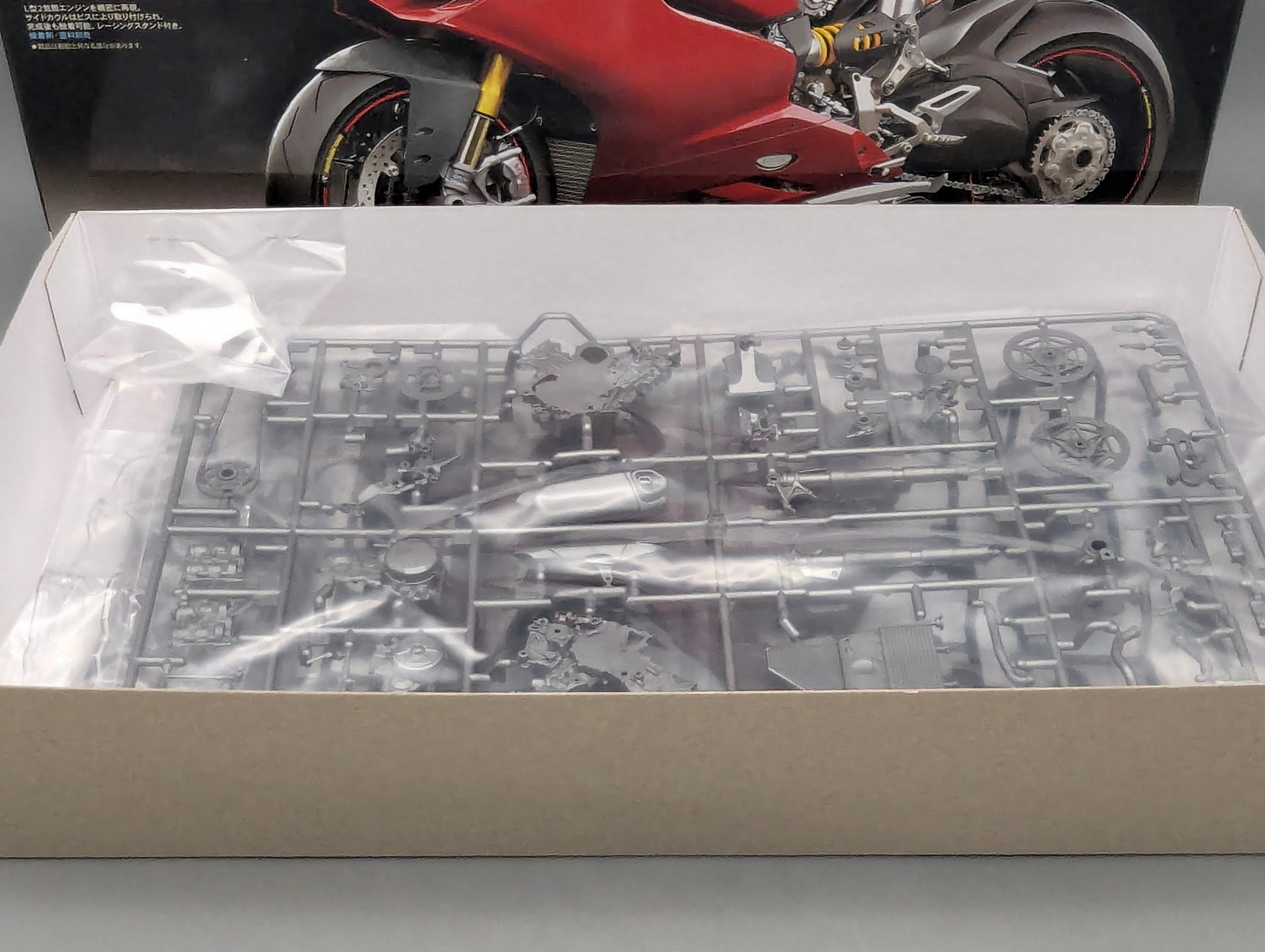 Motorrad Modell Bausatz 1:12 Tamiya Ducati 1199 Panigale S mit OVP