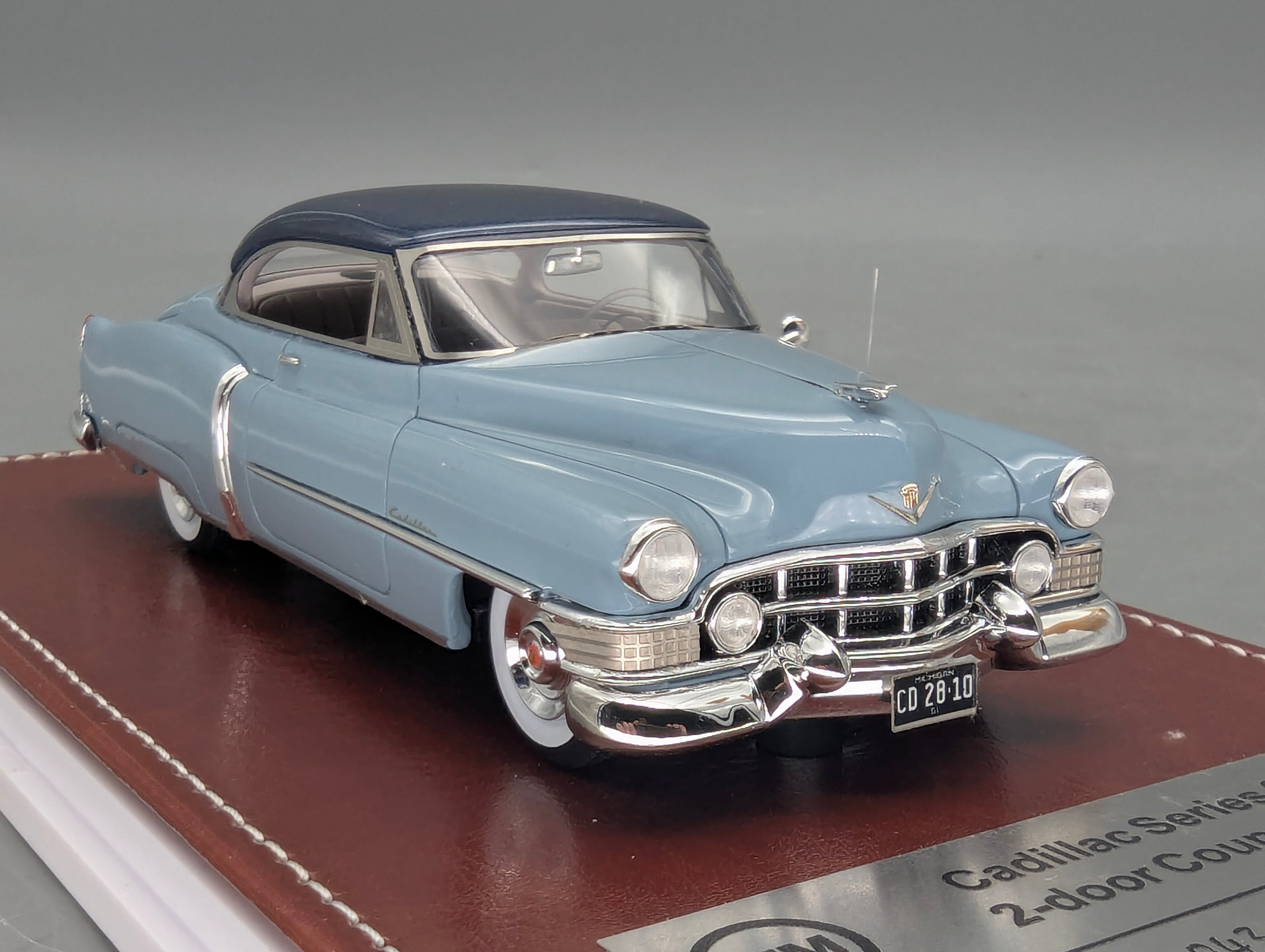 Coches en miniatura 1:43 Minichamps Mercedes Benz SL65 AMG Black Series Plata con embalaje original