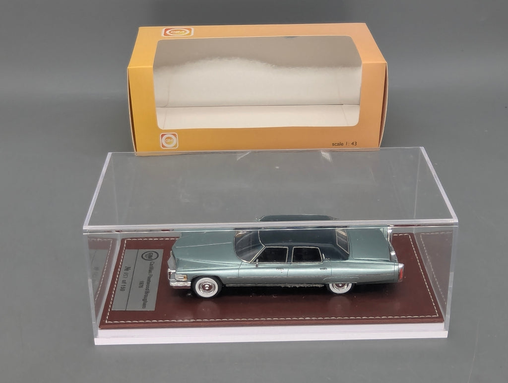 Coches en miniatura 1:43 Minichamps Mercedes Benz SL65 AMG Black Series Plata con embalaje original