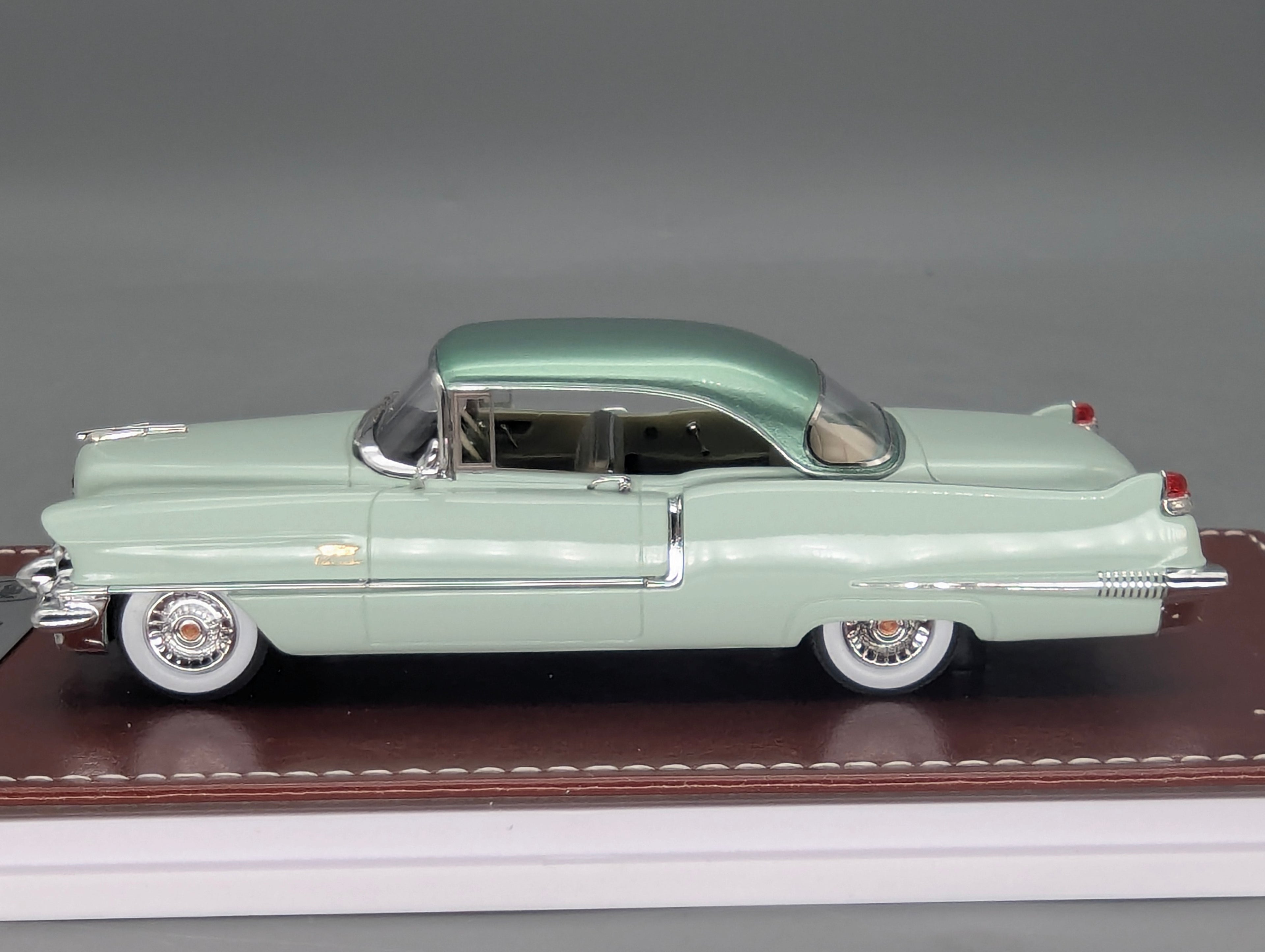 Coches en miniatura 1:43 Minichamps Mercedes Benz SL65 AMG Black Series Plata con embalaje original