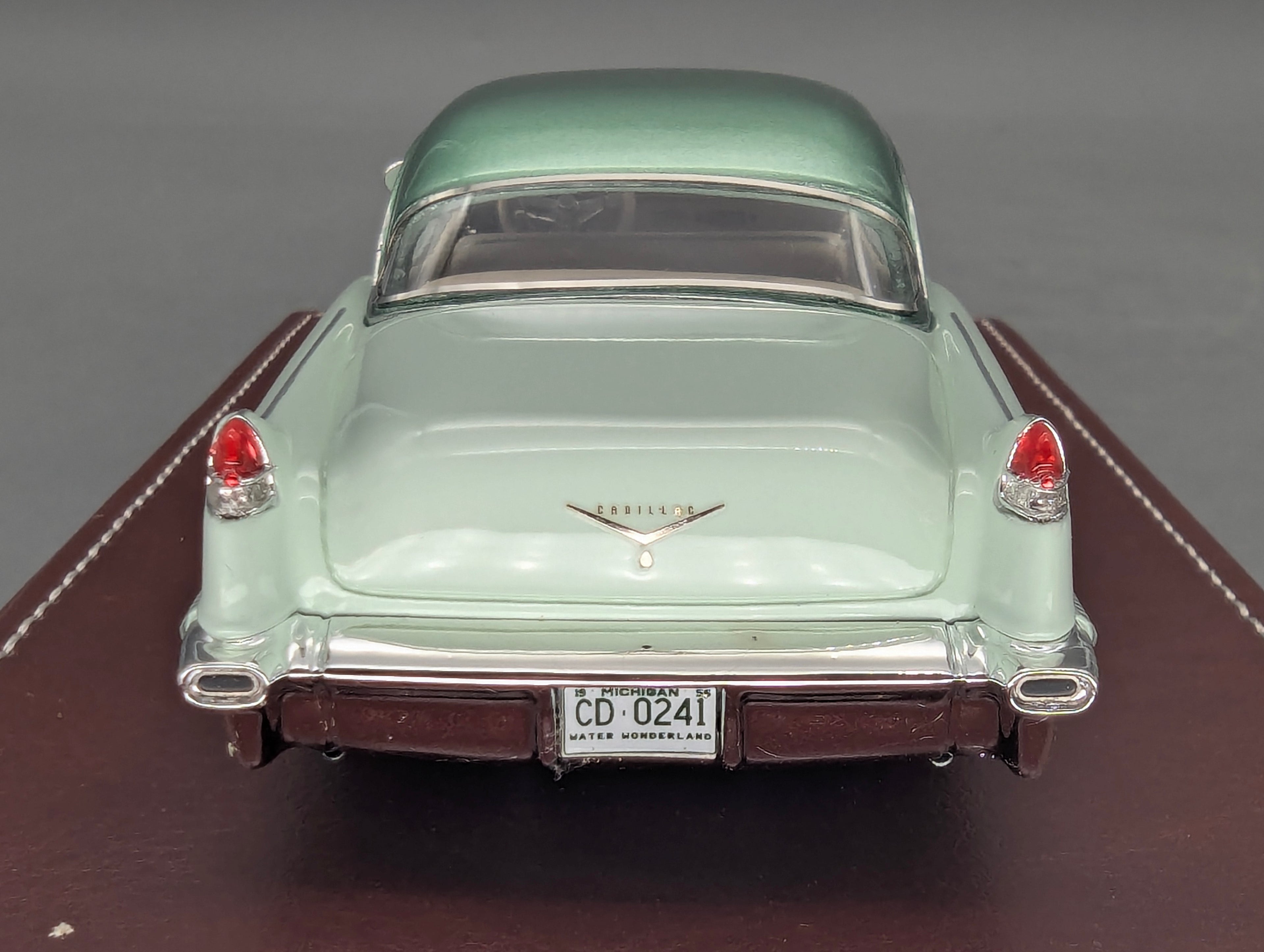 Coches en miniatura 1:43 Minichamps Mercedes Benz SL65 AMG Black Series Plata con embalaje original