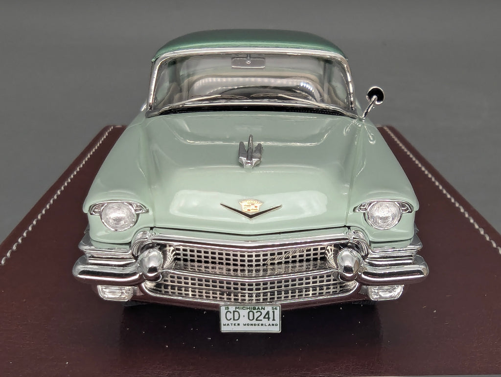 Coches en miniatura 1:43 Minichamps Mercedes Benz SL65 AMG Black Series Plata con embalaje original