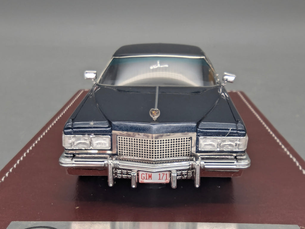 Modellautos 1:43 GIM 017a Cadillac Fleetwood Brougham 1976 Blau 45/150 mit OVP