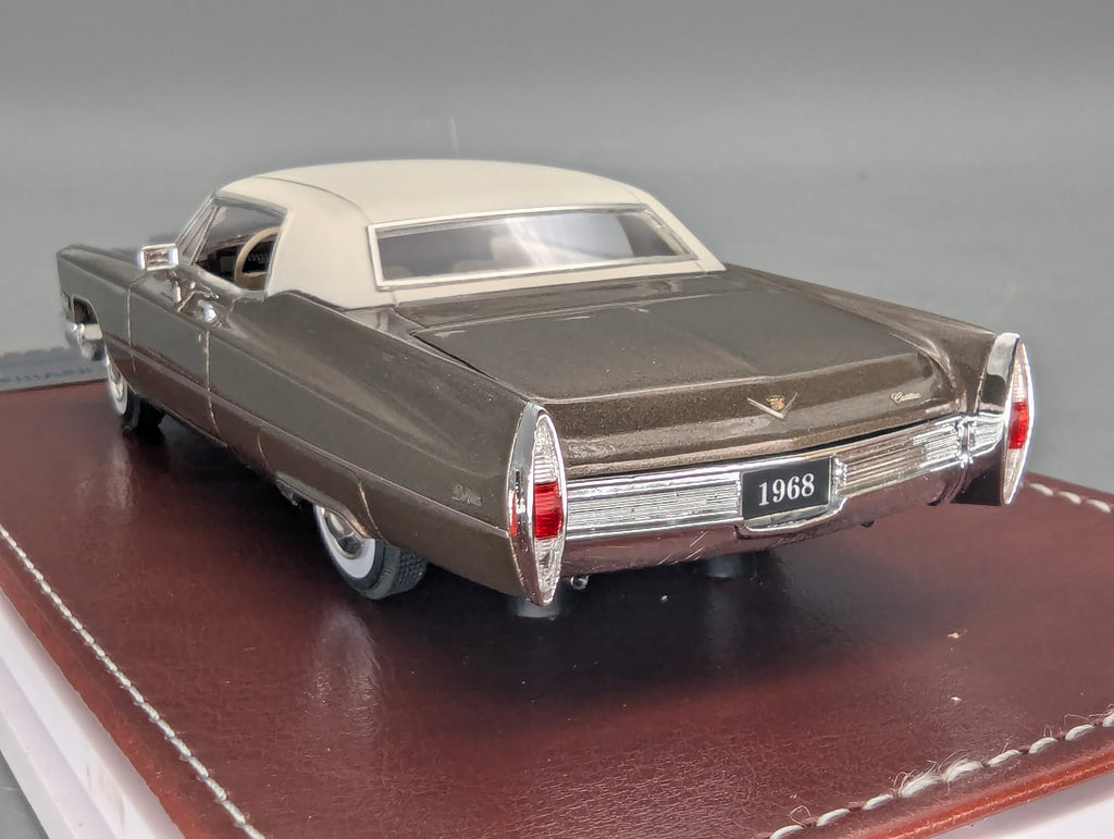 Modellautos 1:43 GIM 002b Cadillac Coupe de Ville 1968 Braun 029/150 mit OVP
