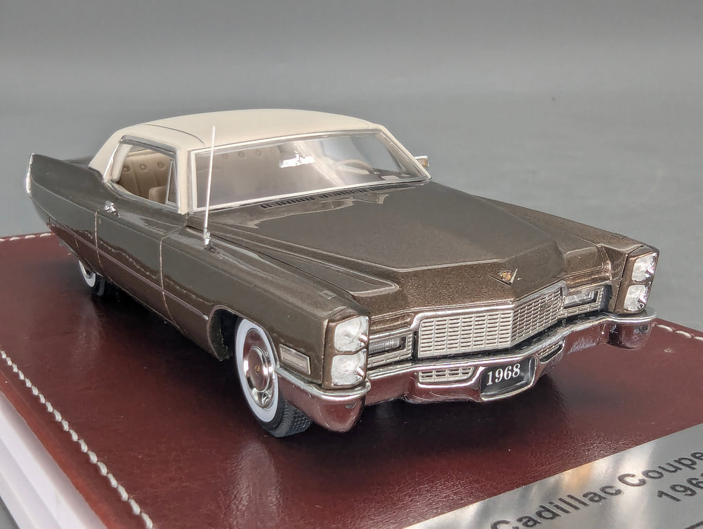 Modellautos 1:43 GIM 002b Cadillac Coupe de Ville 1968 Braun 029/150 mit OVP