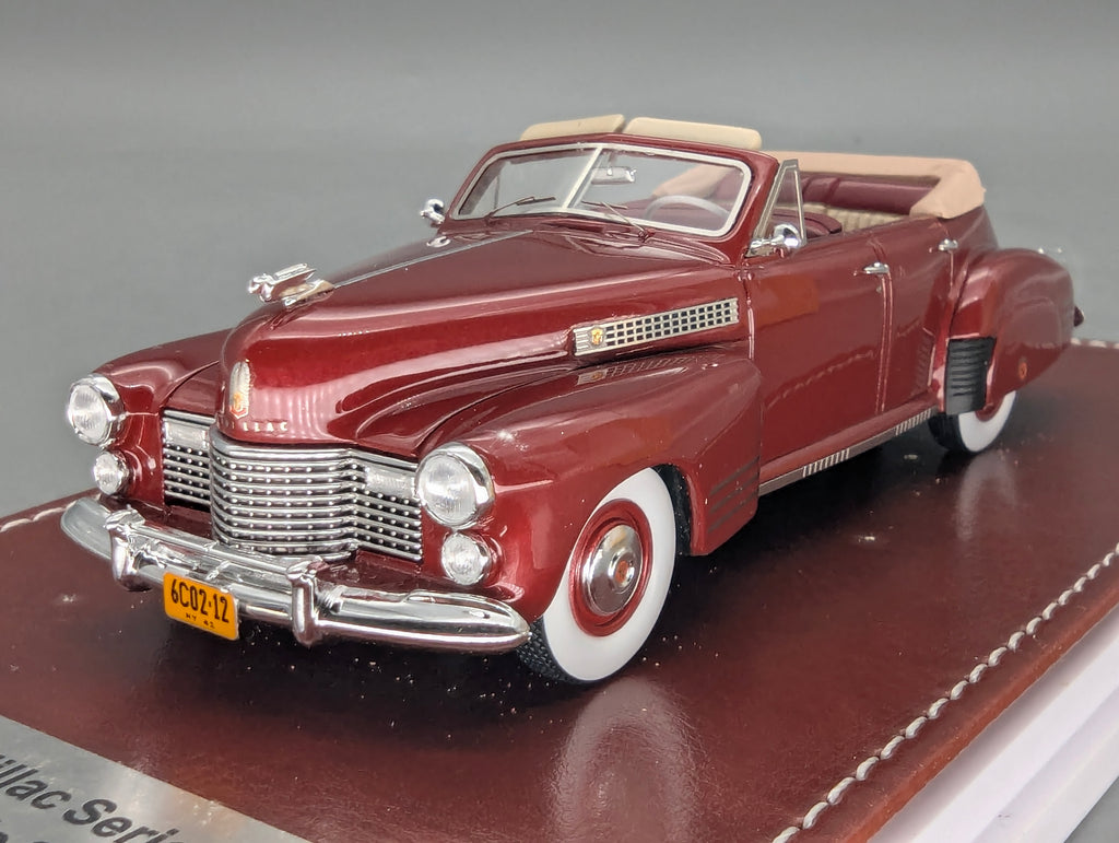 Coches en miniatura 1:43 Minichamps Mercedes Benz SL65 AMG Black Series Plata con embalaje original