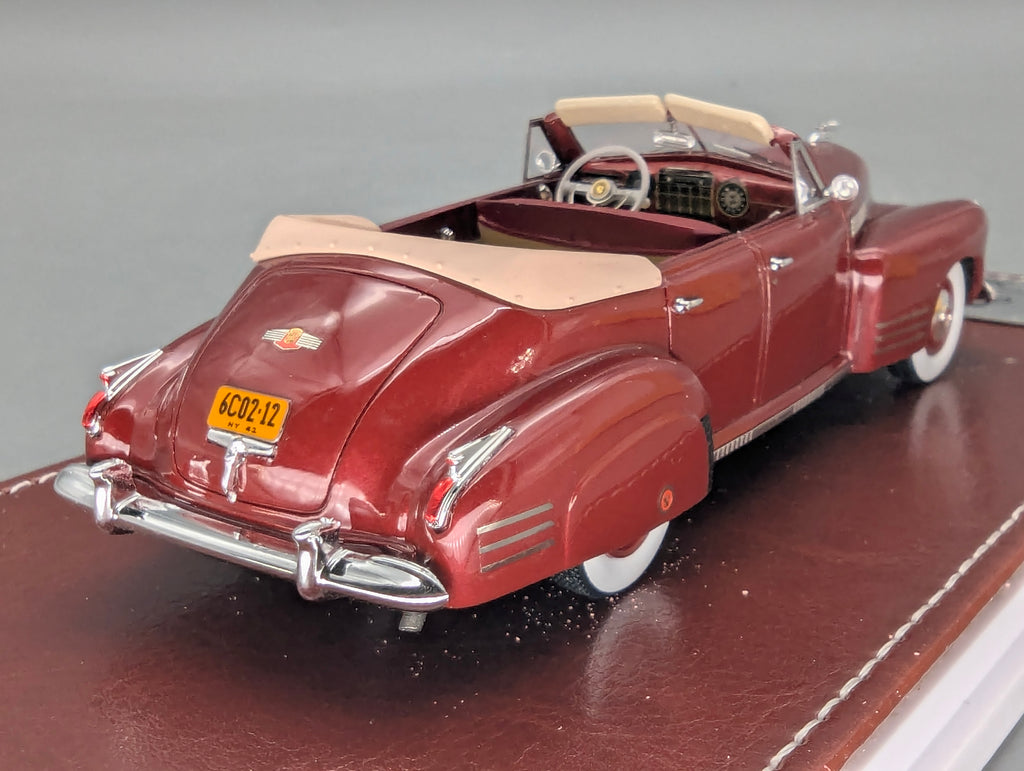 Coches en miniatura 1:43 Minichamps Mercedes Benz SL65 AMG Black Series Plata con embalaje original