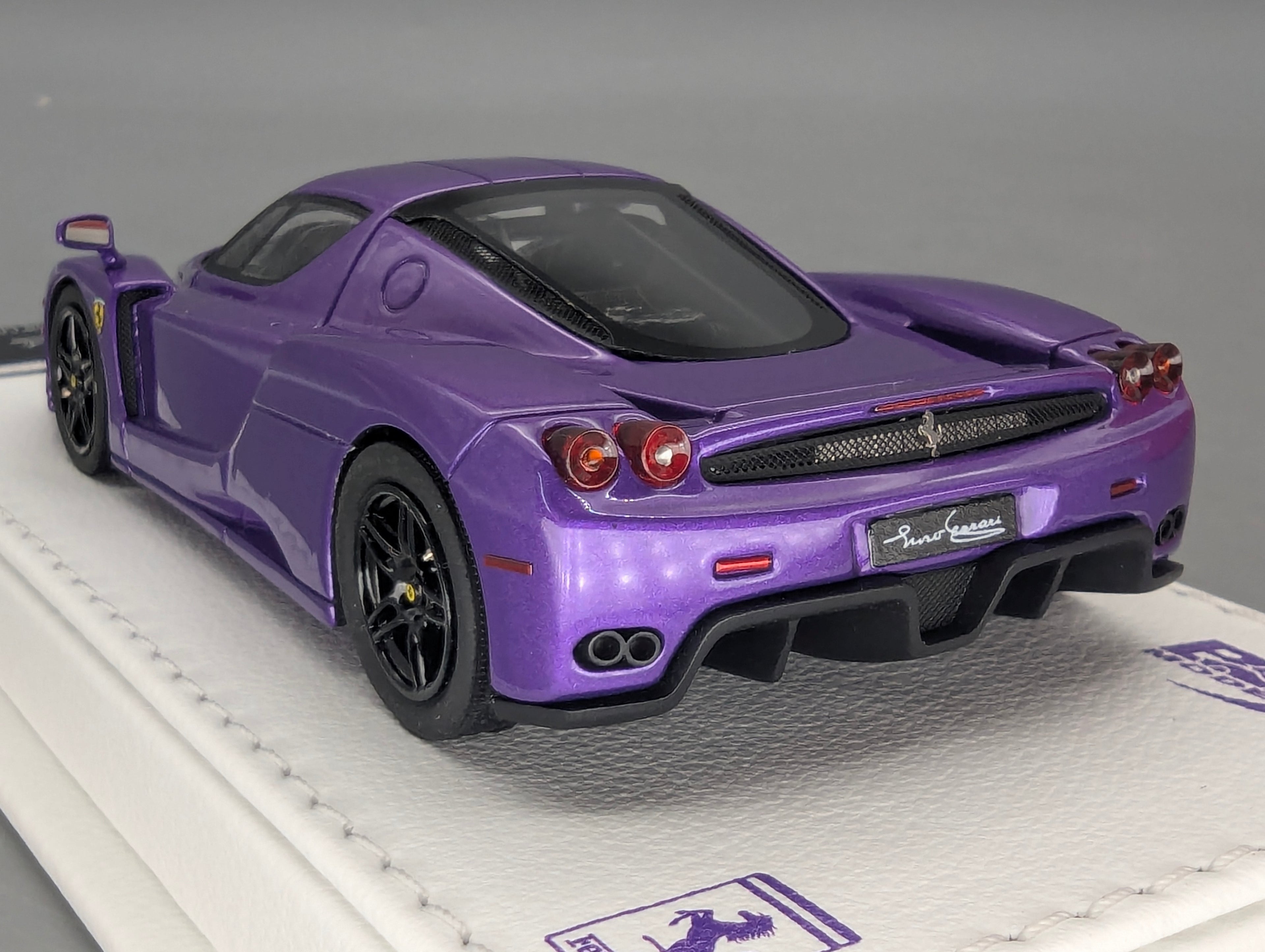Modellautos 1:43 BBR Calsito Deluxe Ferrari Enzo Mica Violet Gloss Ltd 19/35 mit OVP
