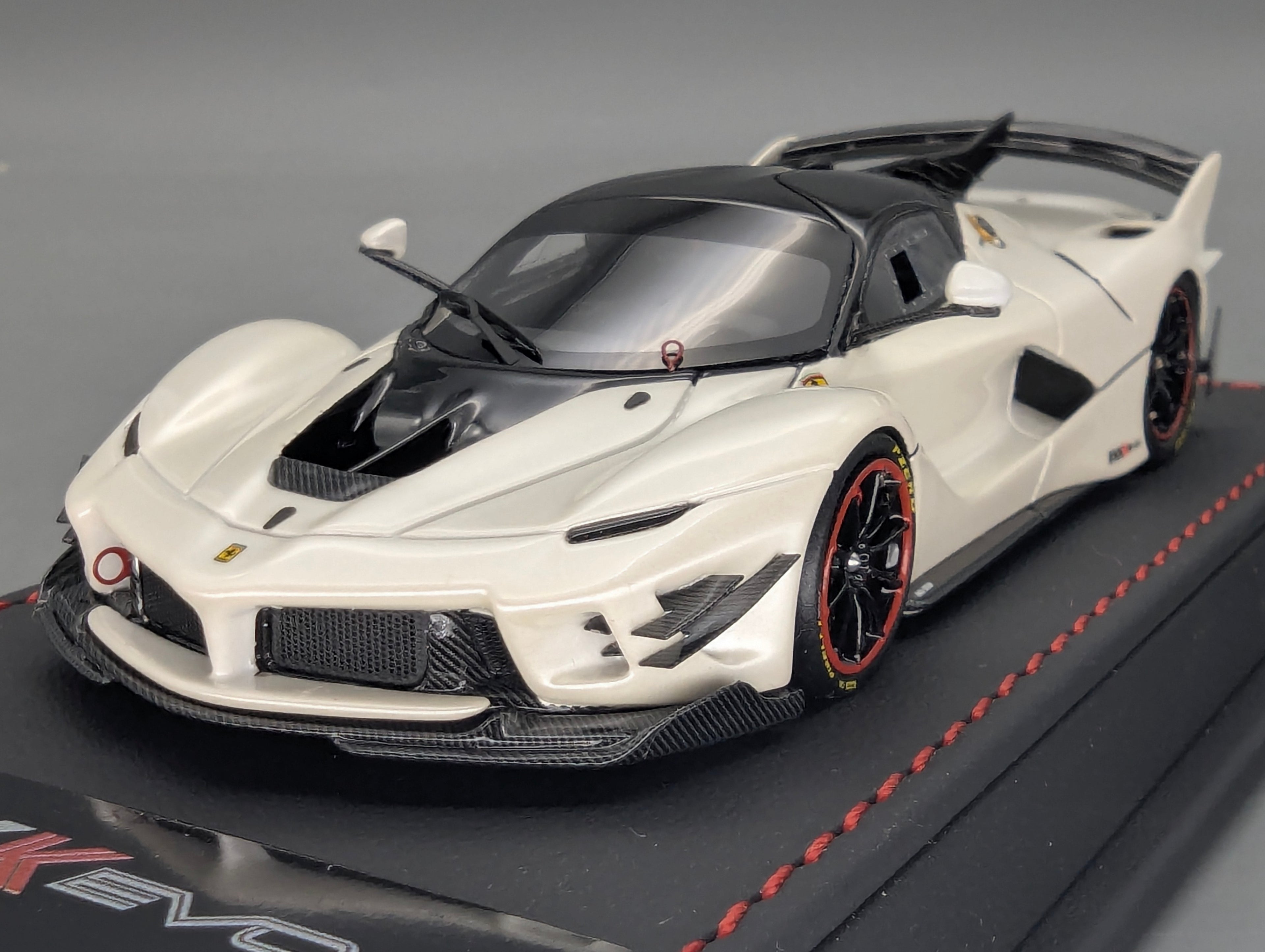Modellautos 1:43 BBR Executive Calsito Ferrari FXX-K EVO Fuji White Ltd 42/50 OVP