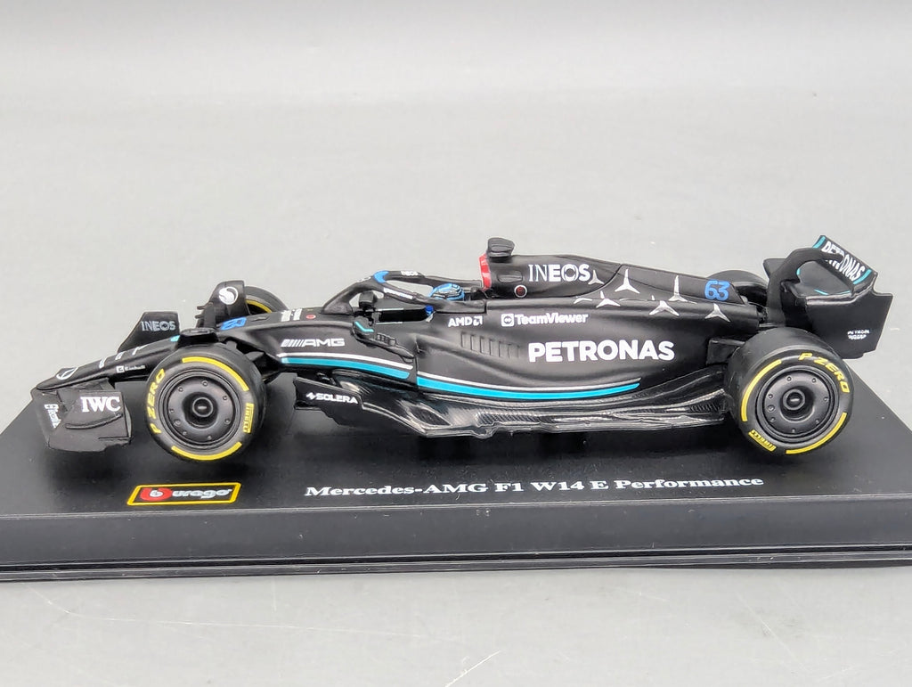 Modellautos 1:43 Bburago Mercedes AMG F1 W14 E Performance #63 George Russel mit OVP