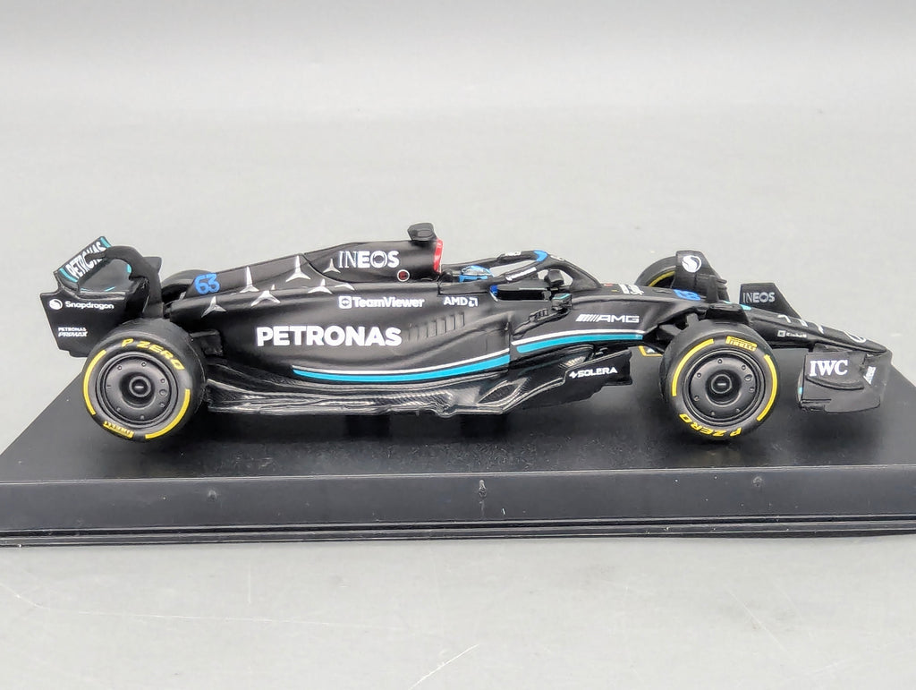Modellautos 1:43 Bburago Mercedes AMG F1 W14 E Performance #63 George Russel mit OVP