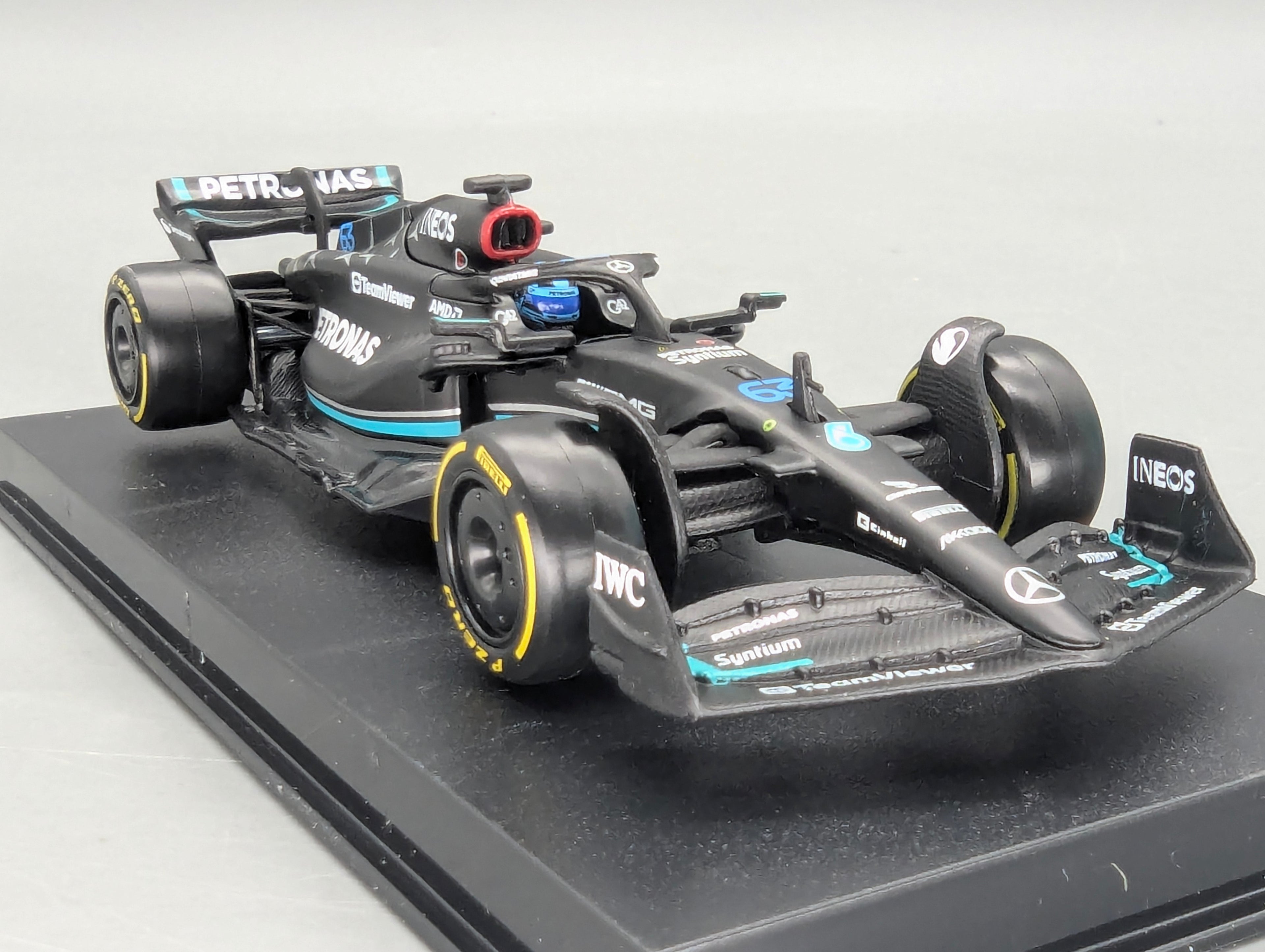 Modellautos 1:43 Bburago Mercedes AMG F1 W14 E Performance #63 George Russel mit OVP