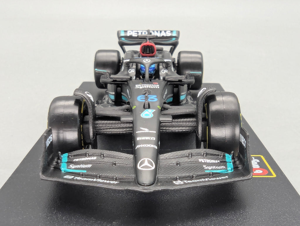 Modellautos 1:43 Bburago Mercedes AMG F1 W14 E Performance #63 George Russel mit OVP