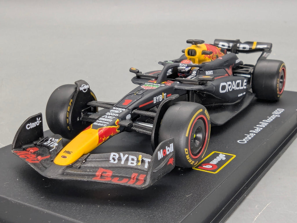 Modellautos 1:43 Bburago Oracle Red Bull Racing RB20 #1 Max Verstappen mit OVP