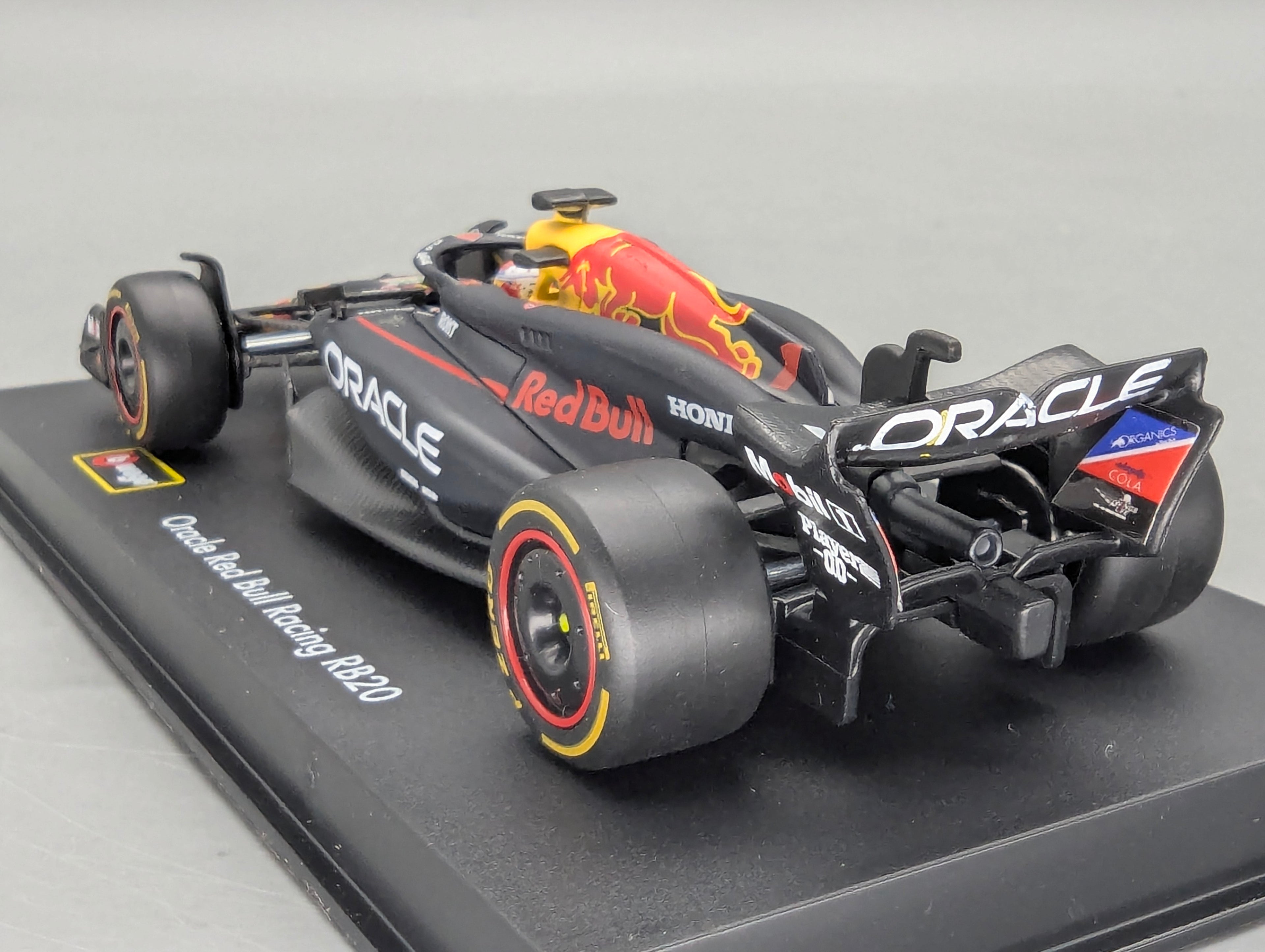 Modellautos 1:43 Bburago Oracle Red Bull Racing RB20 #1 Max Verstappen mit OVP