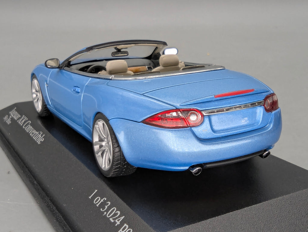 Model Cars 1:43 Minichamps Mercedes Benz SL65 AMG Black Series Silver with original packaging