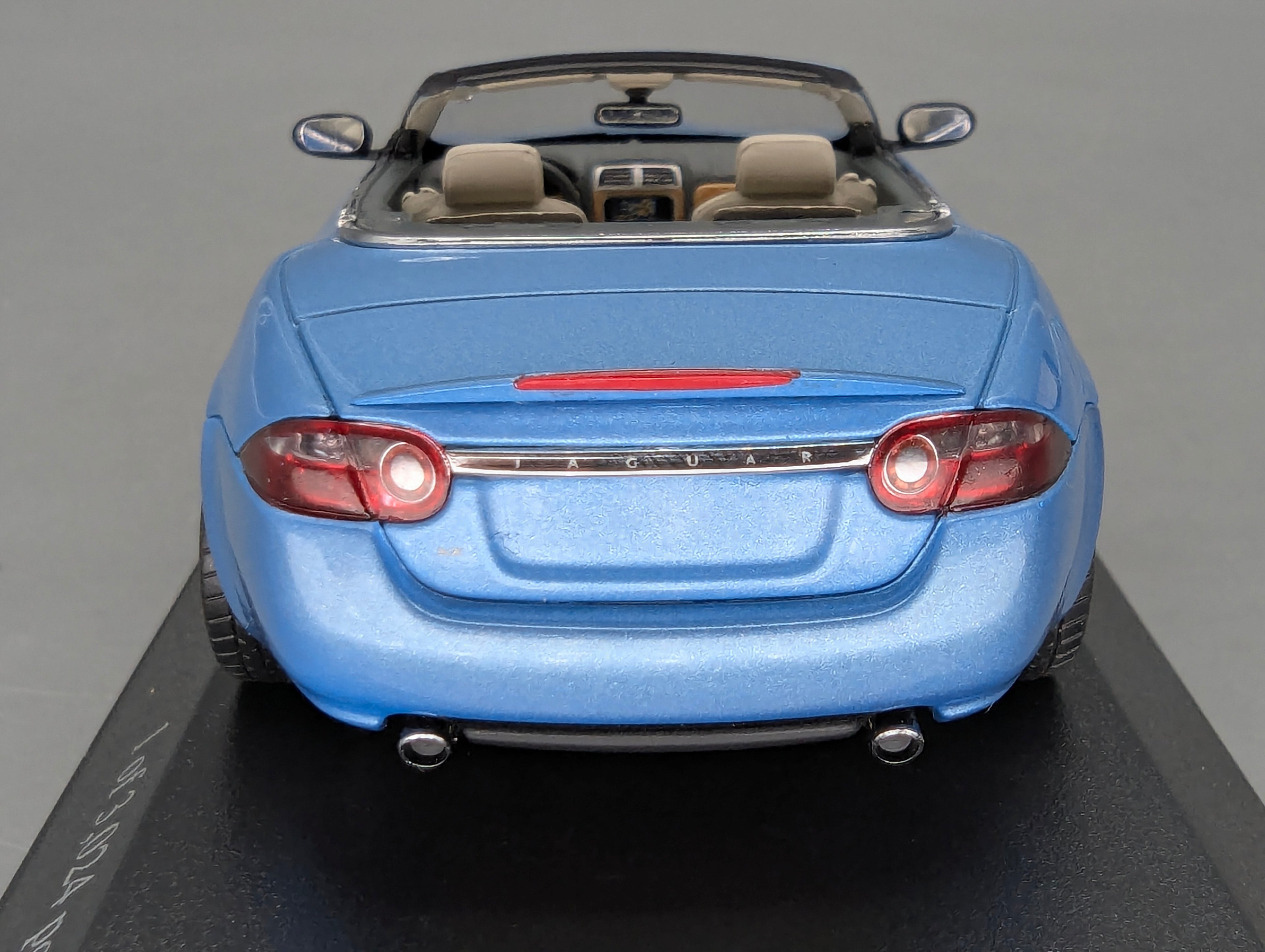 Model Cars 1:43 Minichamps Mercedes Benz SL65 AMG Black Series Silver with original packaging