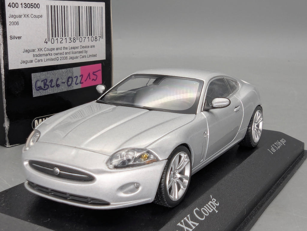 Modellautos 1:43 Minichamps Jaguar XK Coupe 2006 Liquid Silver mit OVP