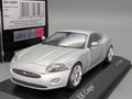 Modellautos 1:43 Minichamps Jaguar XK Coupe 2006 Liquid Silver mit OVP