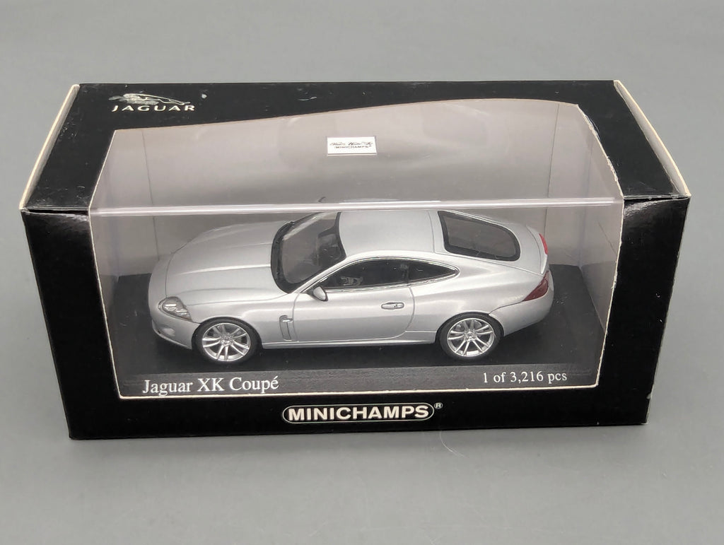 Modellautos 1:43 Minichamps Jaguar XK Coupe 2006 Liquid Silver mit OVP