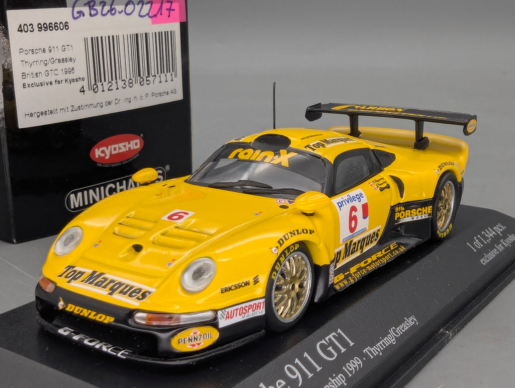Model Cars 1:43 Minichamps Mercedes Benz SL65 AMG Black Series Silver with original packaging