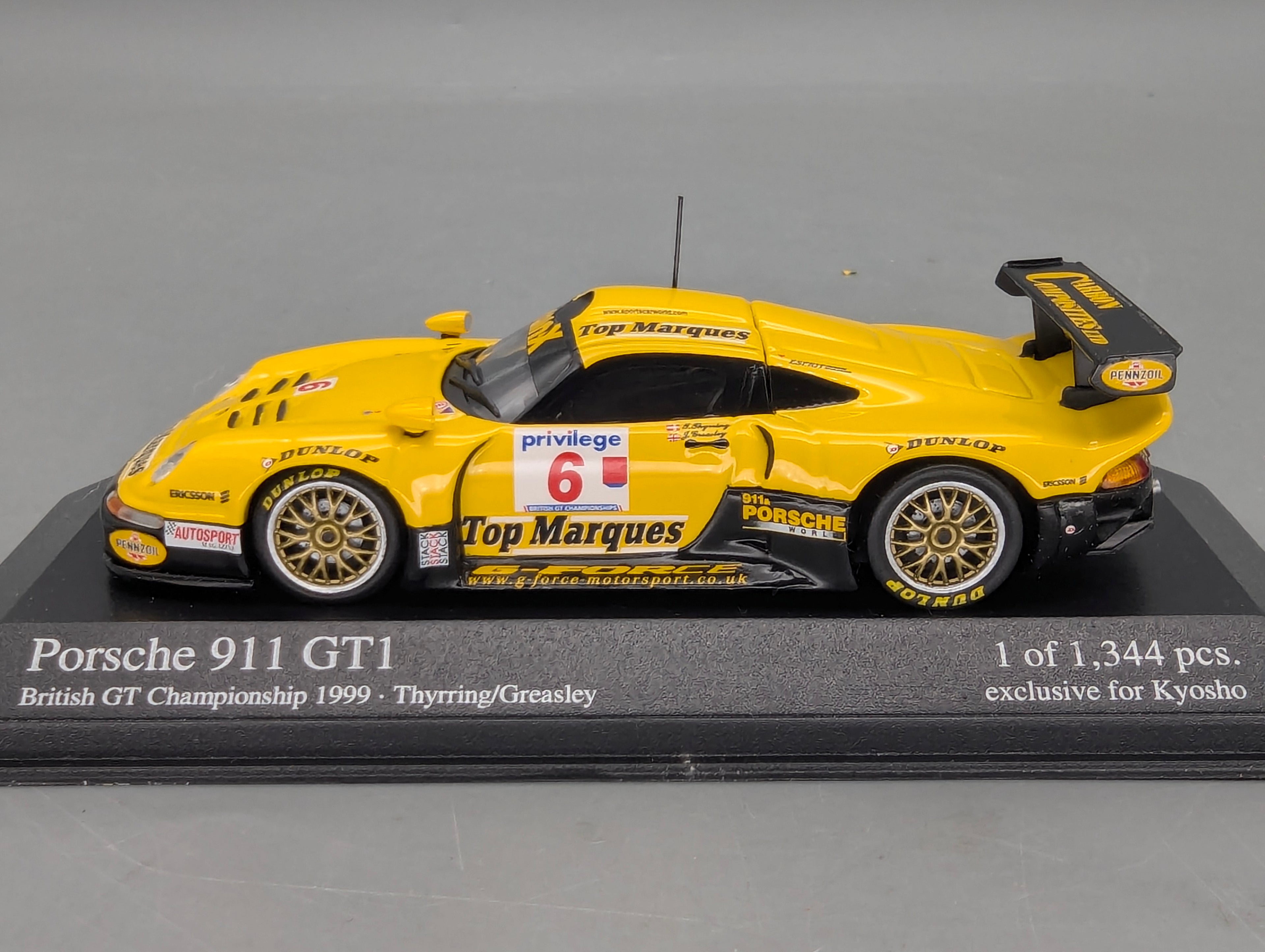 Model Cars 1:43 Minichamps Mercedes Benz SL65 AMG Black Series Silver with original packaging
