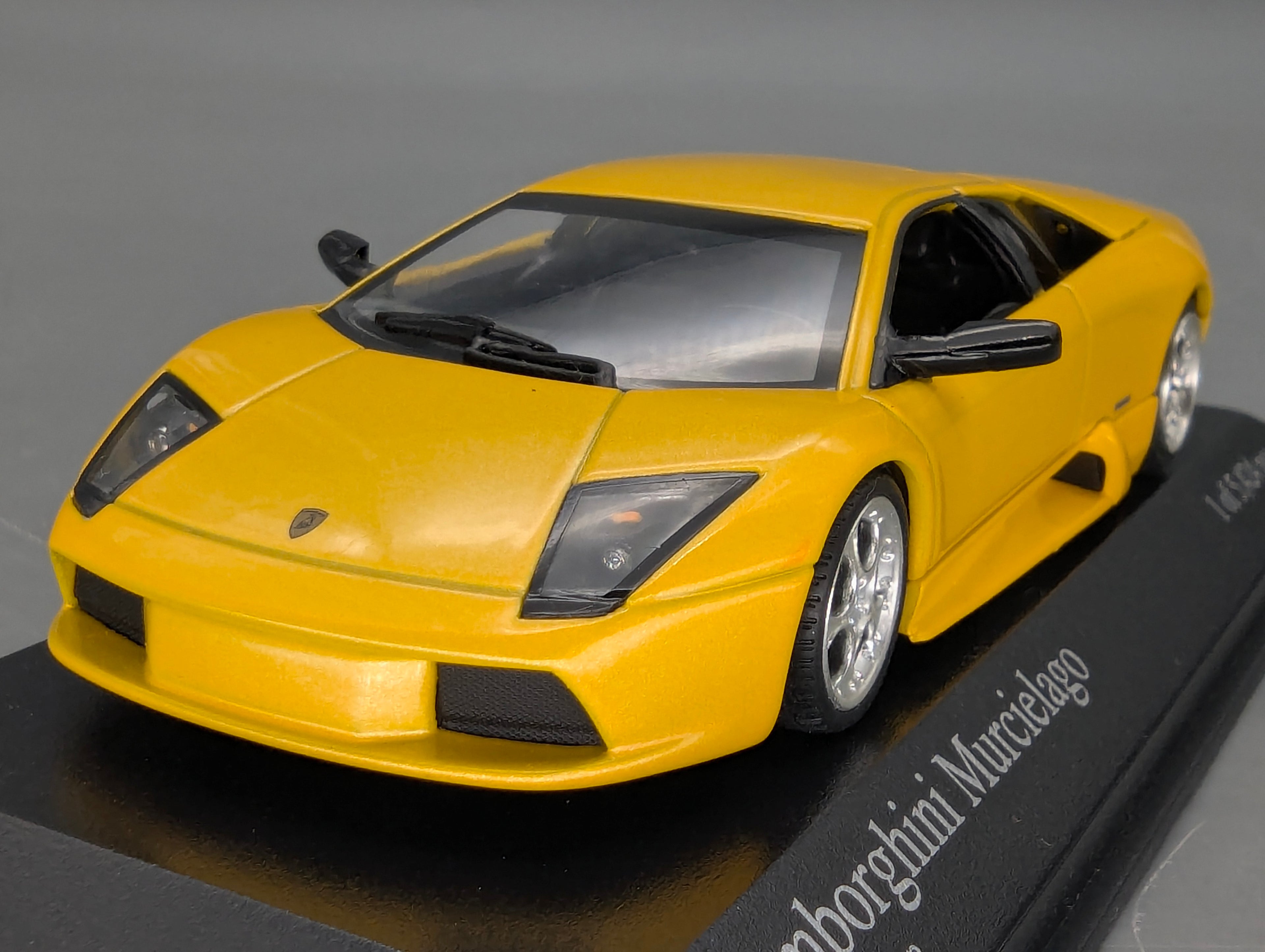 Modellautos 1:43 Minichamps Lamborghini Murcielago  2004 Yellow Metallic mit OVP