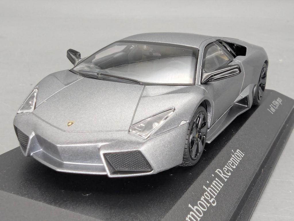Coches en miniatura 1:43 Minichamps Mercedes Benz SL65 AMG Black Series Plata con embalaje original
