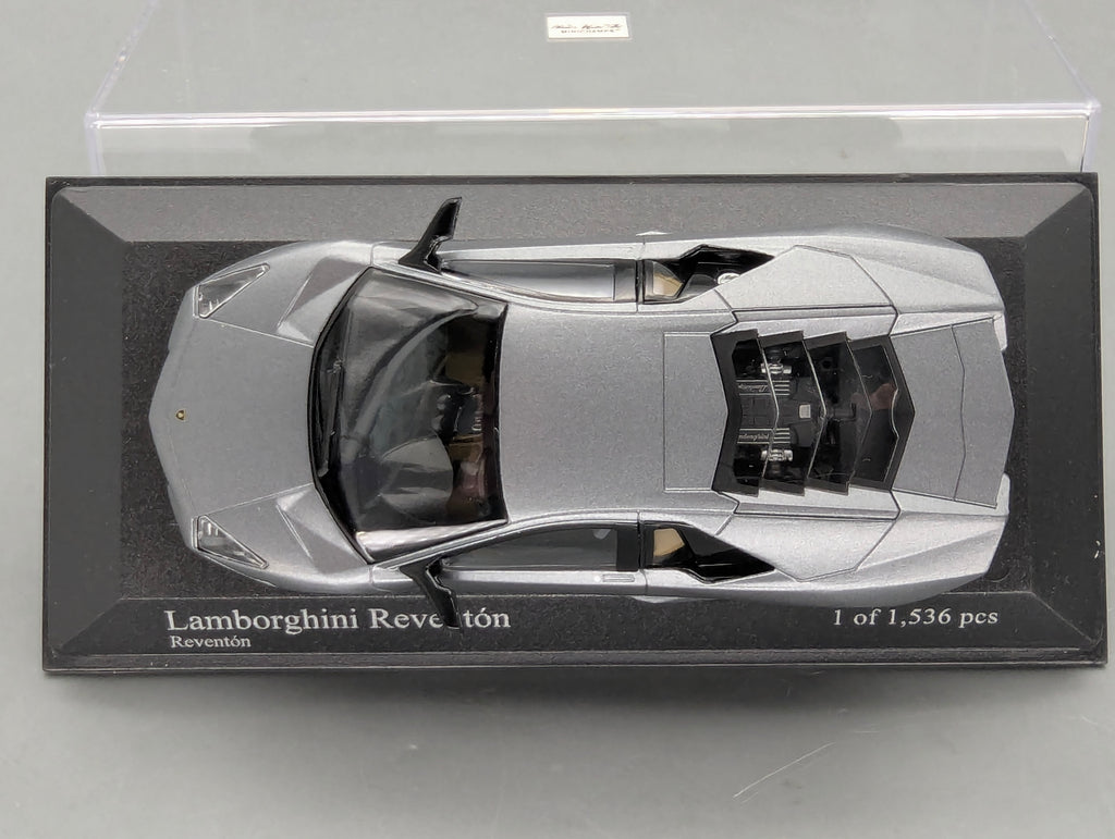 Coches en miniatura 1:43 Minichamps Mercedes Benz SL65 AMG Black Series Plata con embalaje original
