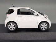 Modellautos 1:43 Minichamps Toyota IQ Geneva Car Show Genf 2009 Black / White mit OVP