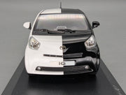 Modellautos 1:43 Minichamps Toyota IQ Geneva Car Show Genf 2009 Black / White mit OVP