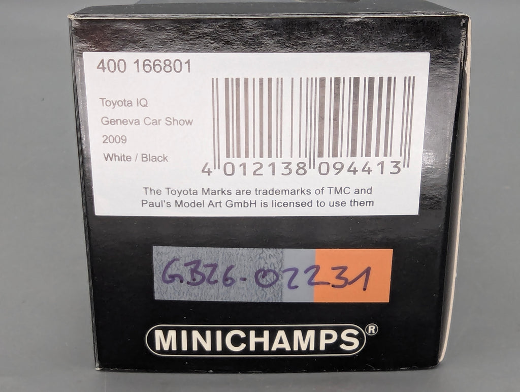 Model Cars 1:43 Minichamps Mercedes Benz SL65 AMG Black Series Silver with original packaging