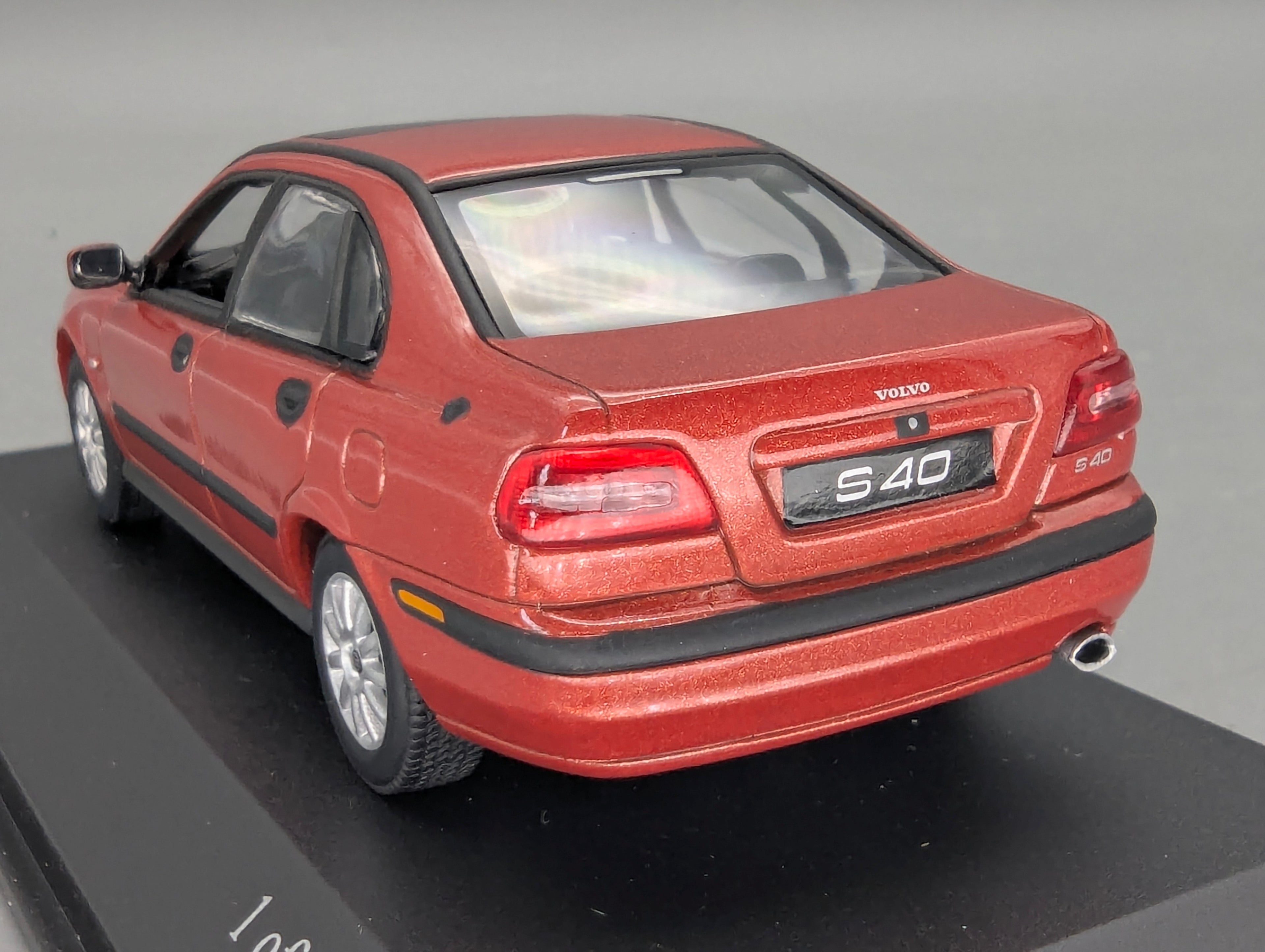 Coches en miniatura 1:43 Minichamps Mercedes Benz SL65 AMG Black Series Plata con embalaje original